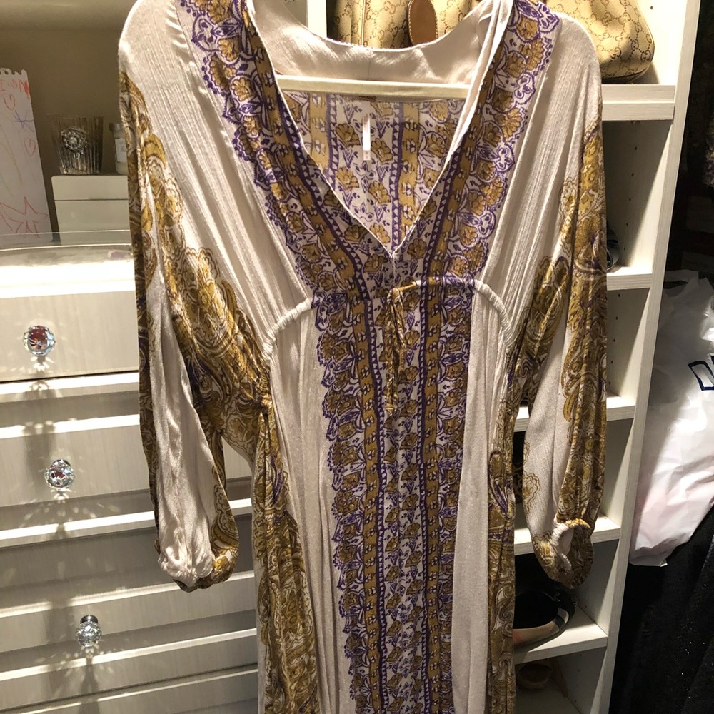 Free People -Flowing, Flattering dress!